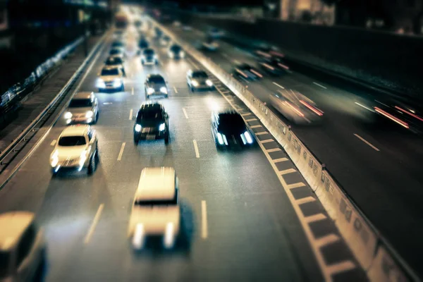 Nachts Autoverkehr Bewegungsunschärfe Auto Von Der Straßenbrücke Der Modernen Großstadt — Stockfoto