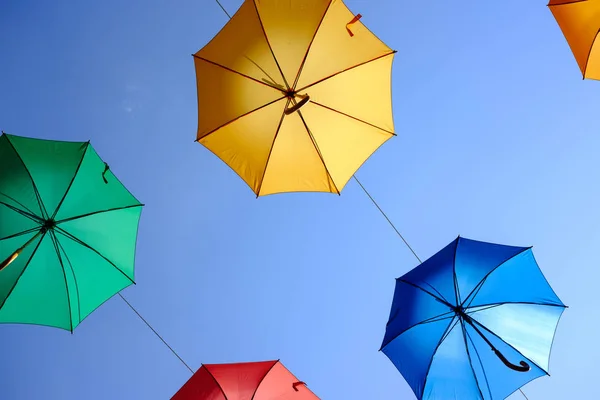 Kleurrijke Paraplu Achtergrond Kleurrijke Paraplu Lucht Straatversiering — Stockfoto