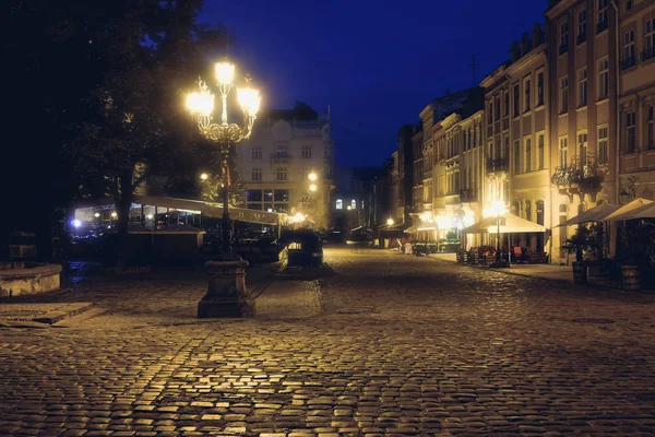 Oude Europese Stad Voetgangers Straat Nacht Stadslichten Oude Architeccture Verlichte — Stockfoto