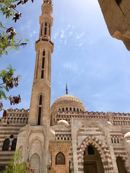 Sebuah Batu Beige Besar Tua Arab Masjid Islam Sebuah Kuil — Stok Foto