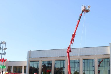 Yüksek metal kurtarma beşik, yükseklik çalışmak için yapı iskelesi