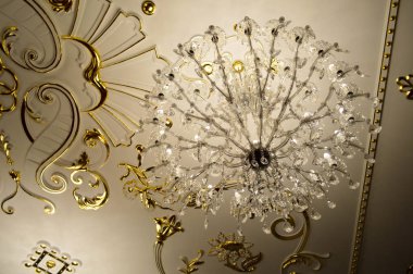 Parlak eski vintage antik güzel klasik Sarayı lüks kristal cam pahalı avize güzel