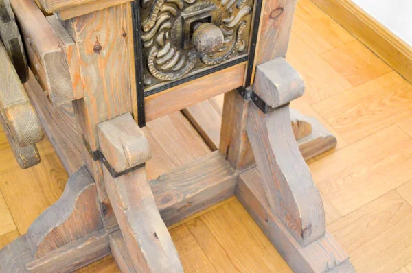 Old ancient medieval wooden mechanism, machine with gears and handles — Stock Photo, Image