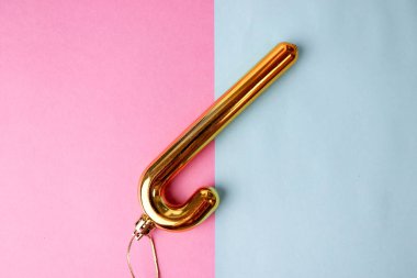 Sarı altın Plastik kış parlak Noel dekoratif güzel Noel şenlikli Noel şeker kamışı Noel ağacı oyuncak pembe mor ve mavi arka plan üzerinde renkli