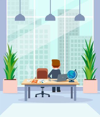 Megalopolis şehir manzarası penceresinde arıyorum ofis masasında tarafından ayakta rahatlatıcı işadamı.