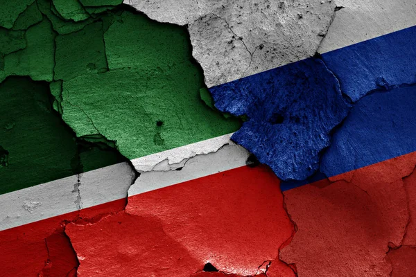 Vlaggen Van Tsjetsjenië Rusland Geschilderd Gebarsten Muur — Stockfoto