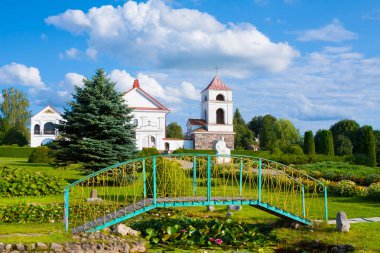 Mosar, Belarus - 17 Ağustos 2018: St. Ayşe'nin Mosar, Beyaz Rusya kilisede. Klasik mimari anıtı. 1792 yılında Cizvit misyon sitede inşa