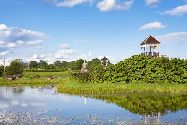 Beautiful Park Wih Sculptures Anne Church Mosar Belarus Site Jesuit — Stock Photo, Image