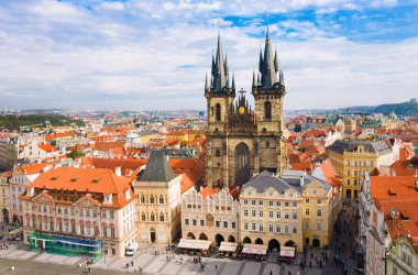 Eski Şehir Meydanı ve kilise bakire Maria önce tyn, prague, Çek Cumhuriyeti