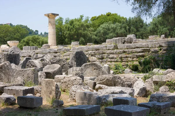 Byggnaden ligger kvar på gamla Olimpia arkeologiska platsen i Grekland — Stockfoto