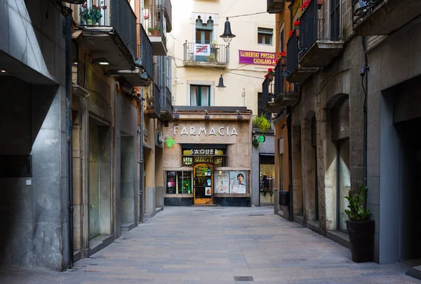 Farmacia nel centro storico, Girona, Catalogna, Spagna — Foto Stock