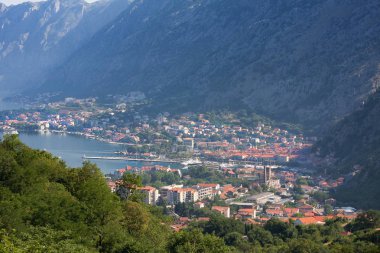 Kotor, popüler yazlık, Karadağ