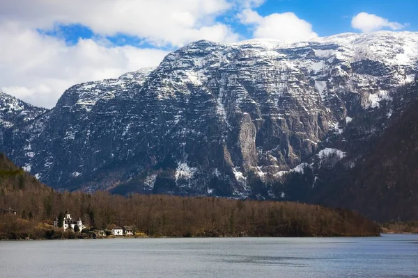 Vista Idílica Alpine Montanhas Lago Manhã Inverno Ensolarada Hallstatt Áustria — Fotografia de Stock