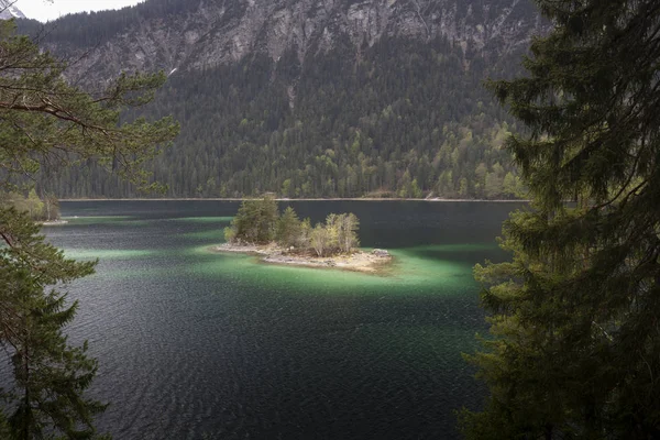 Primavera Sul Lago Eibsee Baviera Germania — Foto Stock