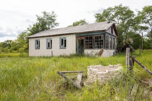 Casa Abandonada Zona Exclusão Chernobyl Bielorrússia Rússia Branca — Fotografia de Stock