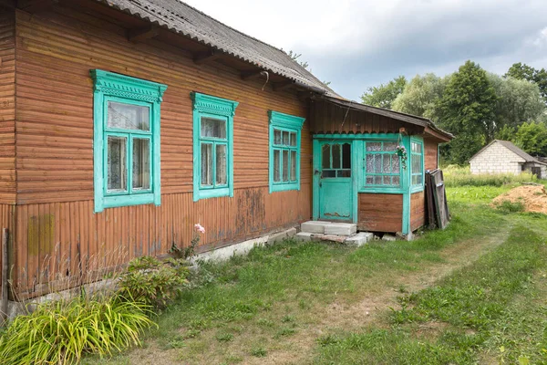 ベラルーシの東にある典型的な家 白ロシア — ストック写真