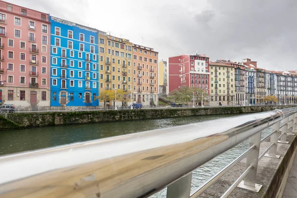 Typiska Fasader Bostadshus Bilbao Spanien — Stockfoto