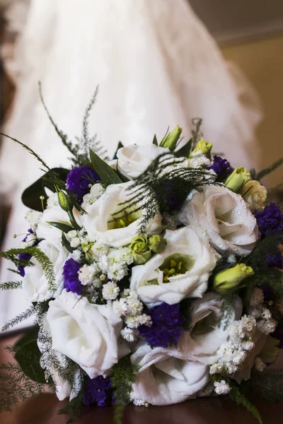 Bouquet Sposa Giorno Del Matrimonio — Foto Stock