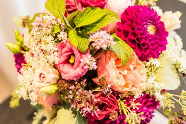 gelin buketi düğün günü