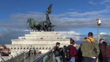 4 k Roma. Anavatan veya Victoria, 15 05 2018 Altar olduğunu Victor Emmanuel, Birleşik İtalya'nın ilk kralı onuruna inşa bir anıt quadriga,