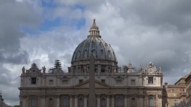  Rome, St. Peter Bazilikası büyük kubbe. Hızlı mot