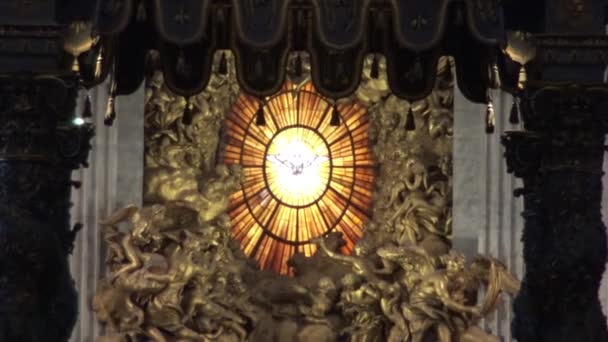 2018 ローマ バチカンのサン ピエトロ大聖堂の内部 Bernini で聖ペテロの椅子 — ストック動画