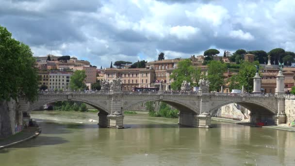 Rome Uitzicht Rivier Tiber Vanaf Brug Van Angel — Stockvideo