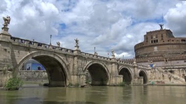 Roma, köprü və S. melek Kalesi