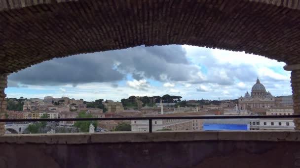 Roma Mayo 2018 Los Turistas Admiran Panorama Desde Castillo Angel — Vídeos de Stock