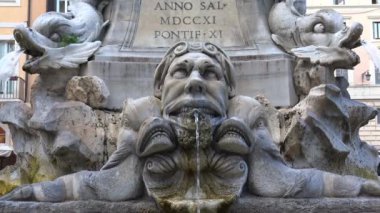 4 k Roma, Çeşmesi, Panteon, Rotonda Meydanı. 