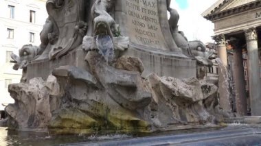 4 k Roma, Çeşmesi, Panteon, Rotonda Meydanı.
