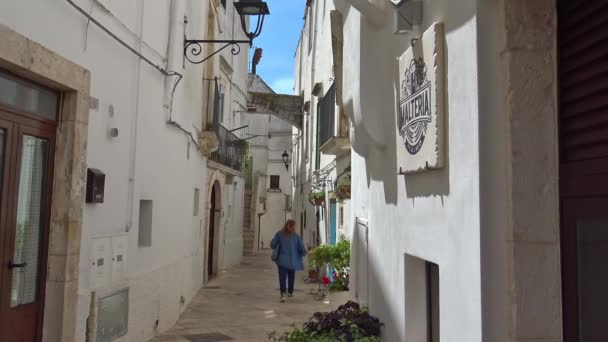 Itália Região Puglia Locorotondo Centro Histórico Origem Medieval Composto Por — Vídeo de Stock