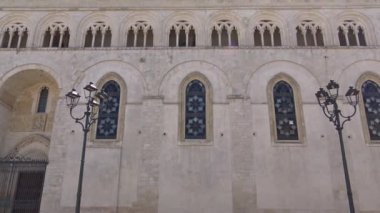 4 k İtalya, Puglia bölge, Altamura, Santa Maria Assunta Katedrali, cephe ve yükseklikler