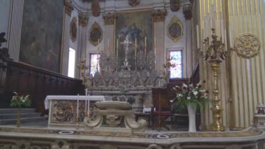İtalya, Lecce, Santa Maria Assunta Katedrali, iç ve Ayrıntılar.