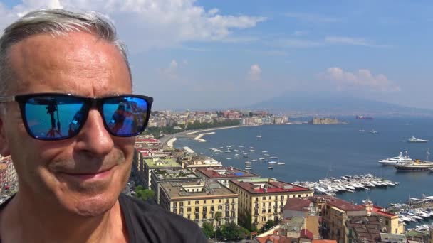 Неаполь Туристичних Дивиться Камеру Панорама Поглядом Міста Фон — стокове відео