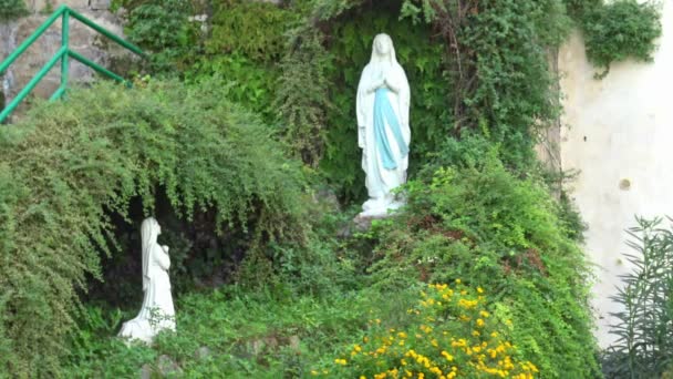 Νάπολη Άγαλμα Της Madonna Στην Πλατεία Από Την Εκκλησία Του — Αρχείο Βίντεο