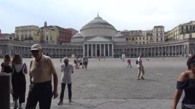 Naples, Piazza Plebiscito veduta turist.