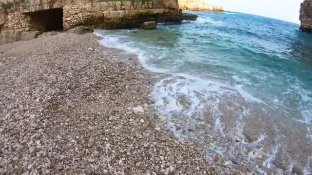 Talya Polignano Mare Lama Monachile Körfezi — Stok video