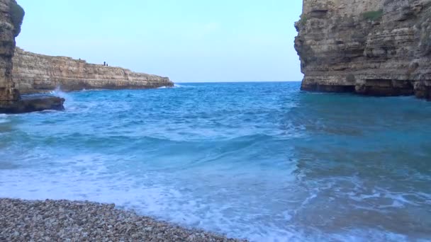 意大利 Polignano Mare Lama Monachile Bay — 图库视频影像