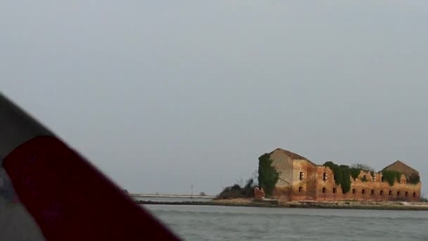 Veneza Vista Lagoa Veneziana Balsa Para Ilha Burano — Vídeo de Stock
