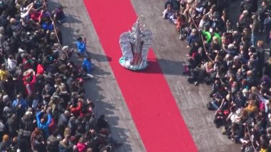 4k Venedik, 2019 Karnaval sırasında Piazza San Marco görünümü