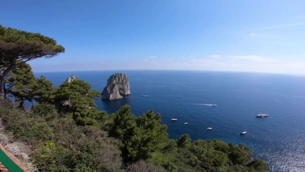 Italia Capri Veduta Della Baia Dei Faraglioni — Video Stock