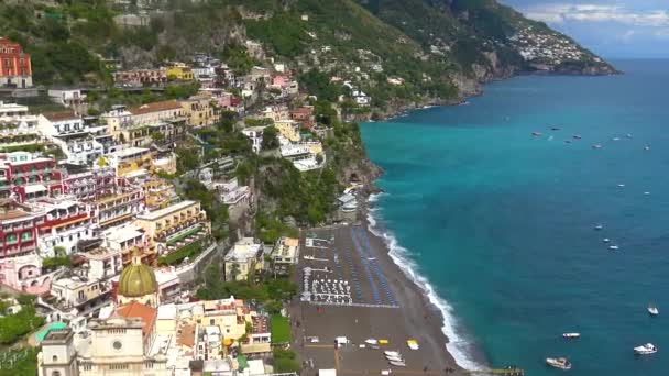 Itálie Positano Pohled Typické Domy Pláž Nádherné Moře — Stock video