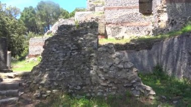 İtalya, Capri, Antik Roma Kralı Tiberius'un Jovis villasının kalıntılarının görünümü