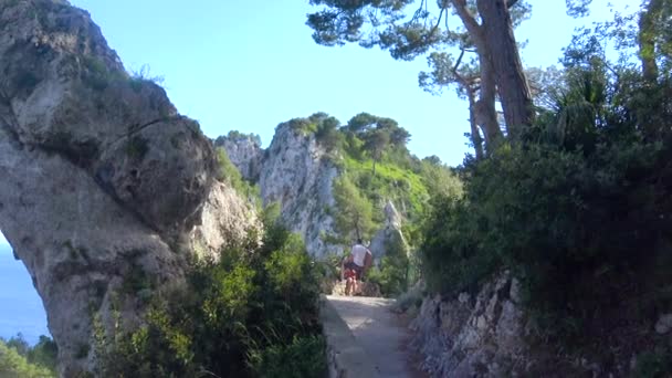 Italië Capri Uitzicht Beroemde Natuurlijke Boog — Stockvideo