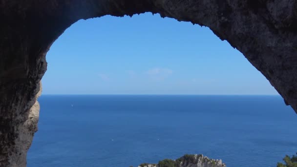 Italia Capri Vista Del Famoso Arco Natural — Vídeo de stock