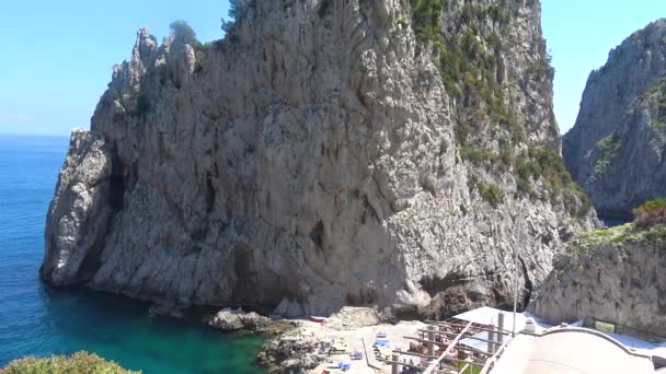Itálie Capri Pohled Slavné Přírodní Skalní Hromádky Pohled Strany — Stock video