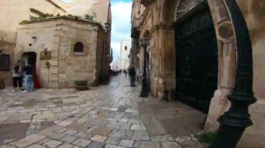 İtalya, Polignano a Mare, Ortaçağ 'ın dar sokaklarında hiper hata