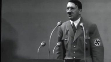 Almanya, Essen 1938, Hitler 'in büyük savaş sırasında Alman ulusuna yaptığı konuşmanın tarihi görüntüleri. Ses ile