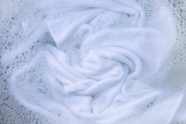 Yıkamadan önce bezi ıslat, beyaz bez.